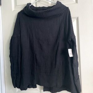 ⭐️HOST pick! Black oversized FREE People top
